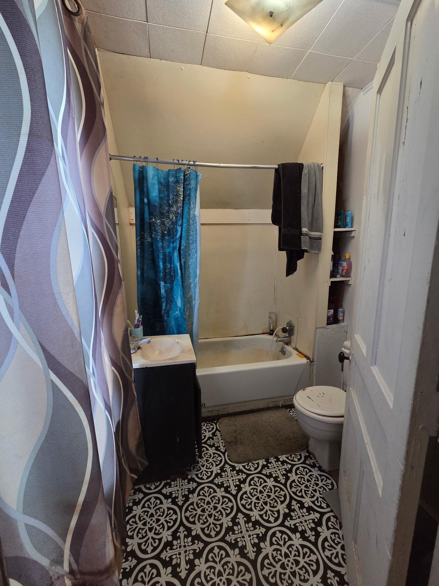 83 Merchant Street Barre, VT 05641 - Photo 30 of 38