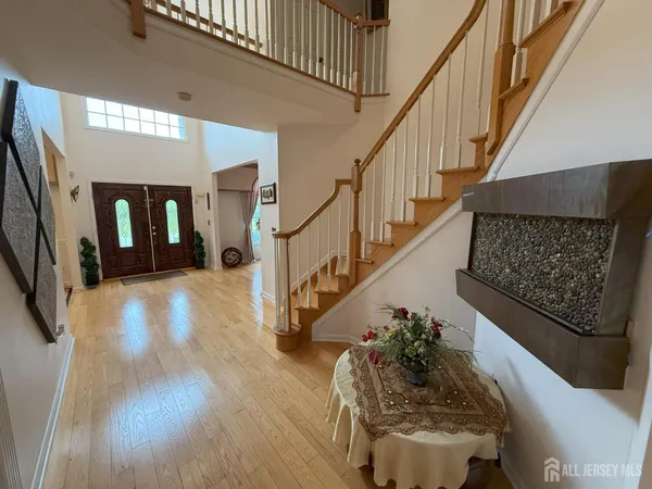 $1,650,000 | 28 Renk Farm Drive, Monmouth Junction, NJ 08852