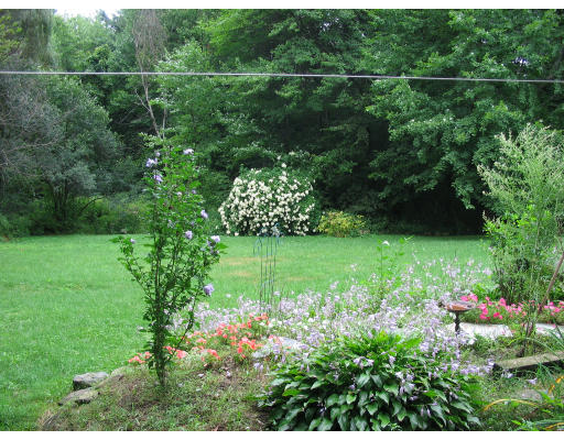 21 Fernbrook Road Northborough, MA 01532 - Photo 8 of 9 Gallery Image 8