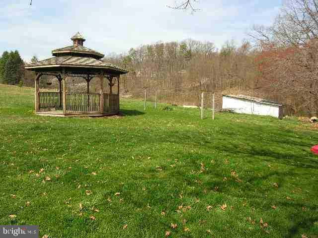 370 Small Valley Road Halifax, PA 17032 - Photo 3 of 12