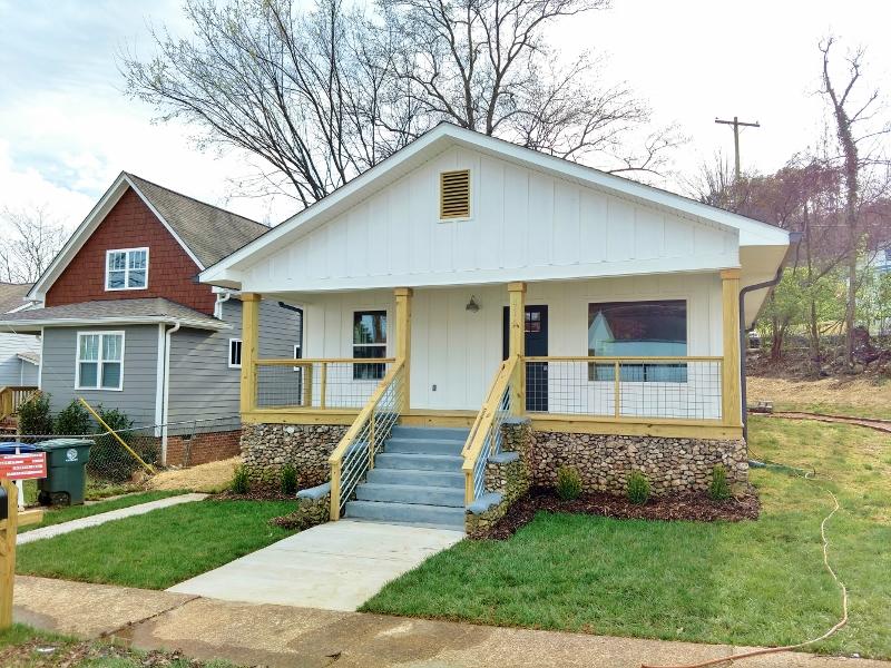 414 Stringer Street Chattanooga, TN 37405 - Photo 2 of 19 IMG_20190310_165447054_HDR (800x600)