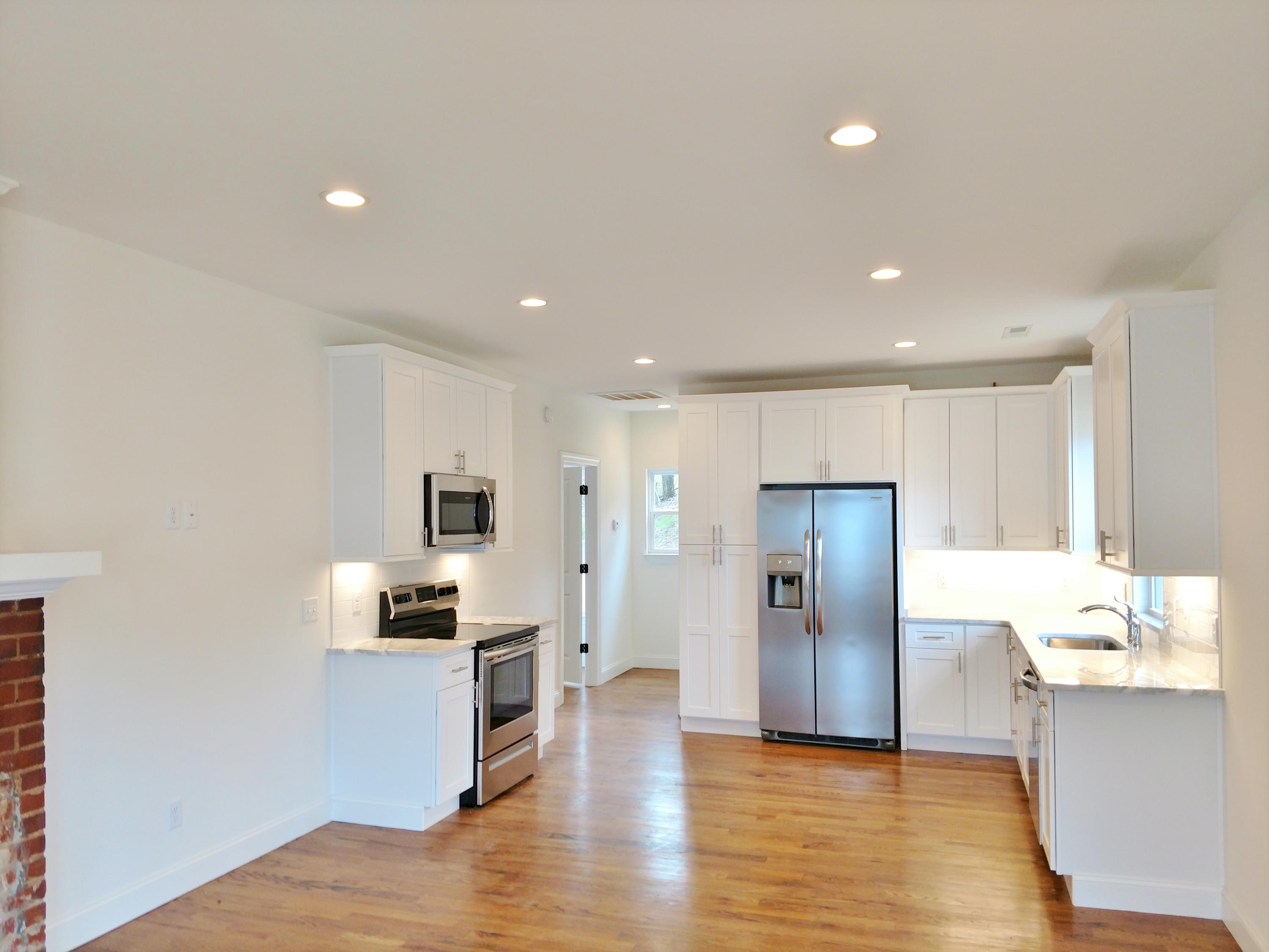 414 Stringer Street Chattanooga, TN 37405 - Photo 4 of 19 IMG_20190310_164556845
