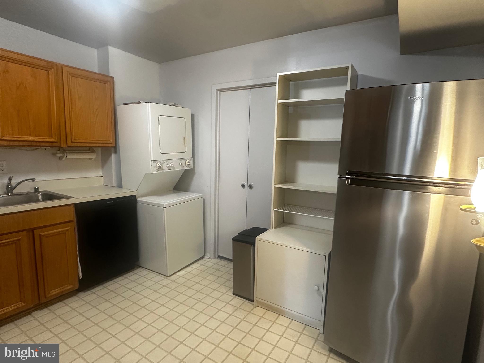9926 Walker House Road, Unit 99263 Gaithersburg, MD 20886 - Photo 3 of 24 In unit to wash and dryer