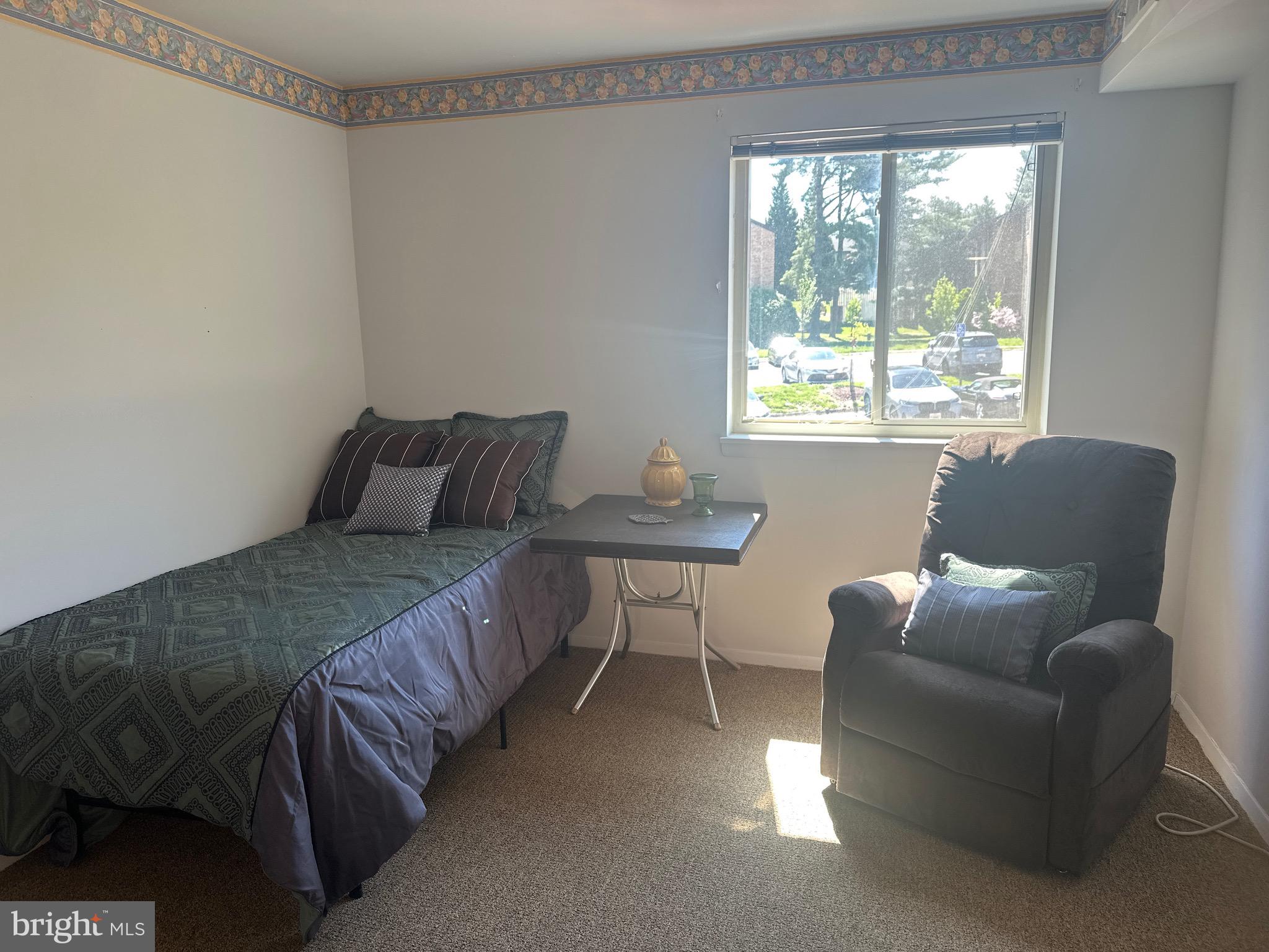 9926 Walker House Road, Unit 99263 Gaithersburg, MD 20886 - Photo 8 of 24 Large bedroom