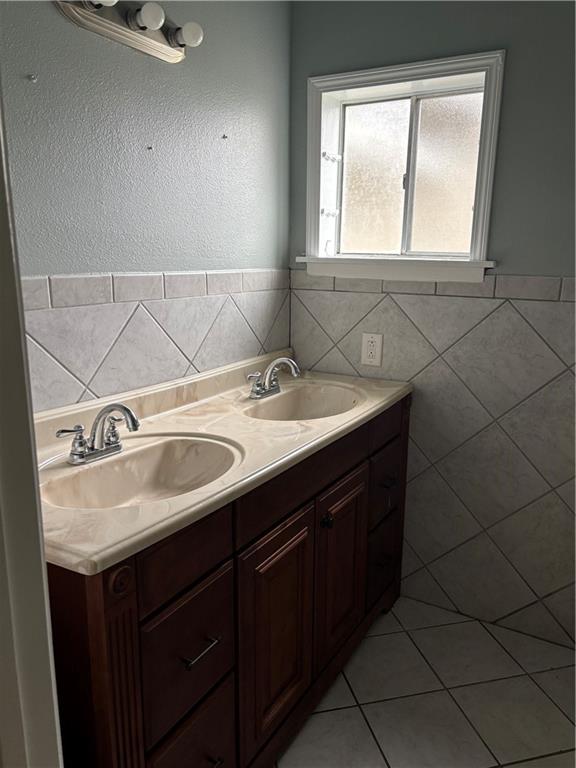 2045 Mandolin Street New Orleans, LA 70122 - Photo 11 of 17