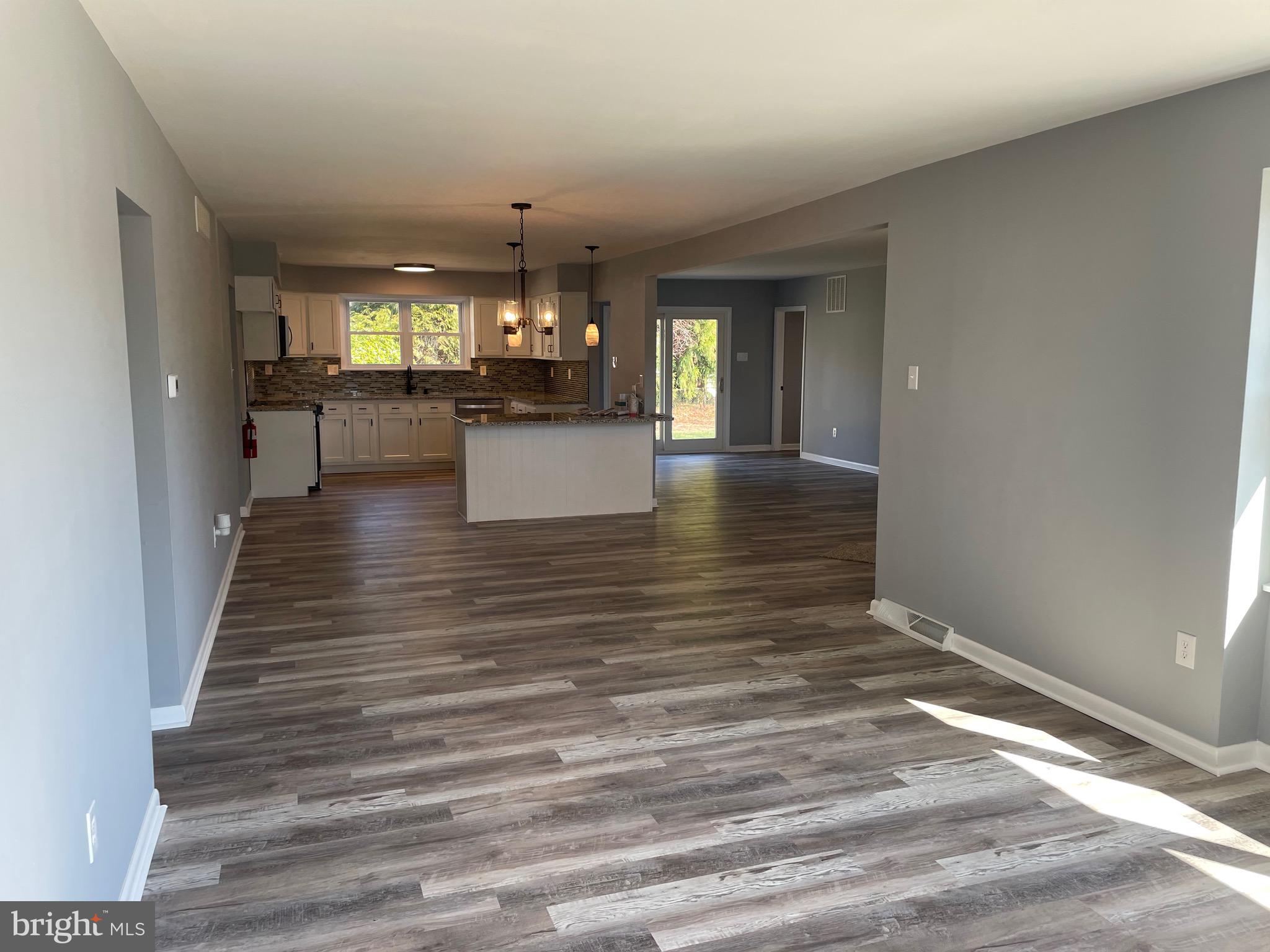 2 Fort Donelson Road Pennsville, NJ 08070 - Photo 12 of 30 great room