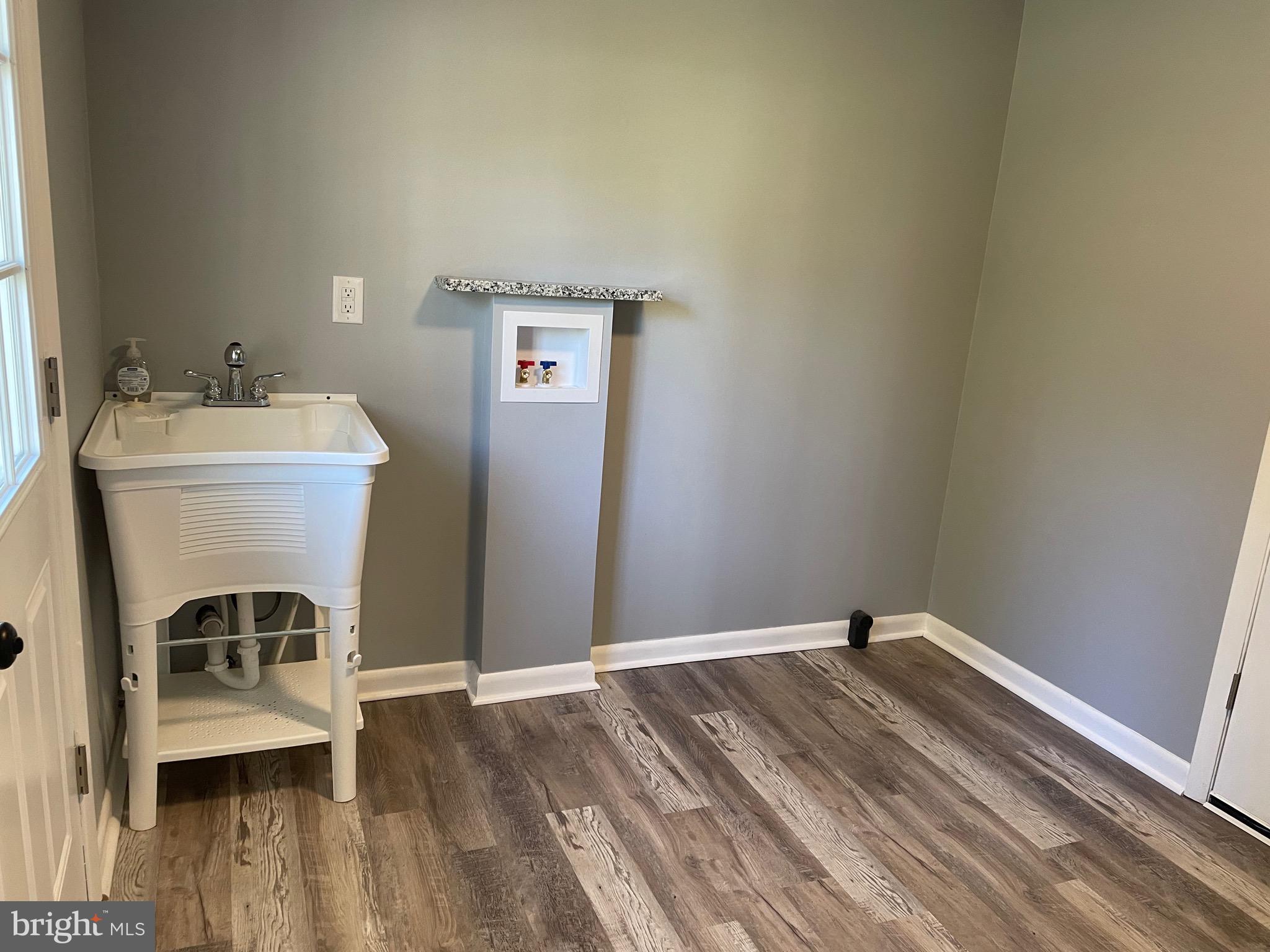 2 Fort Donelson Road Pennsville, NJ 08070 - Photo 28 of 30 laundry room