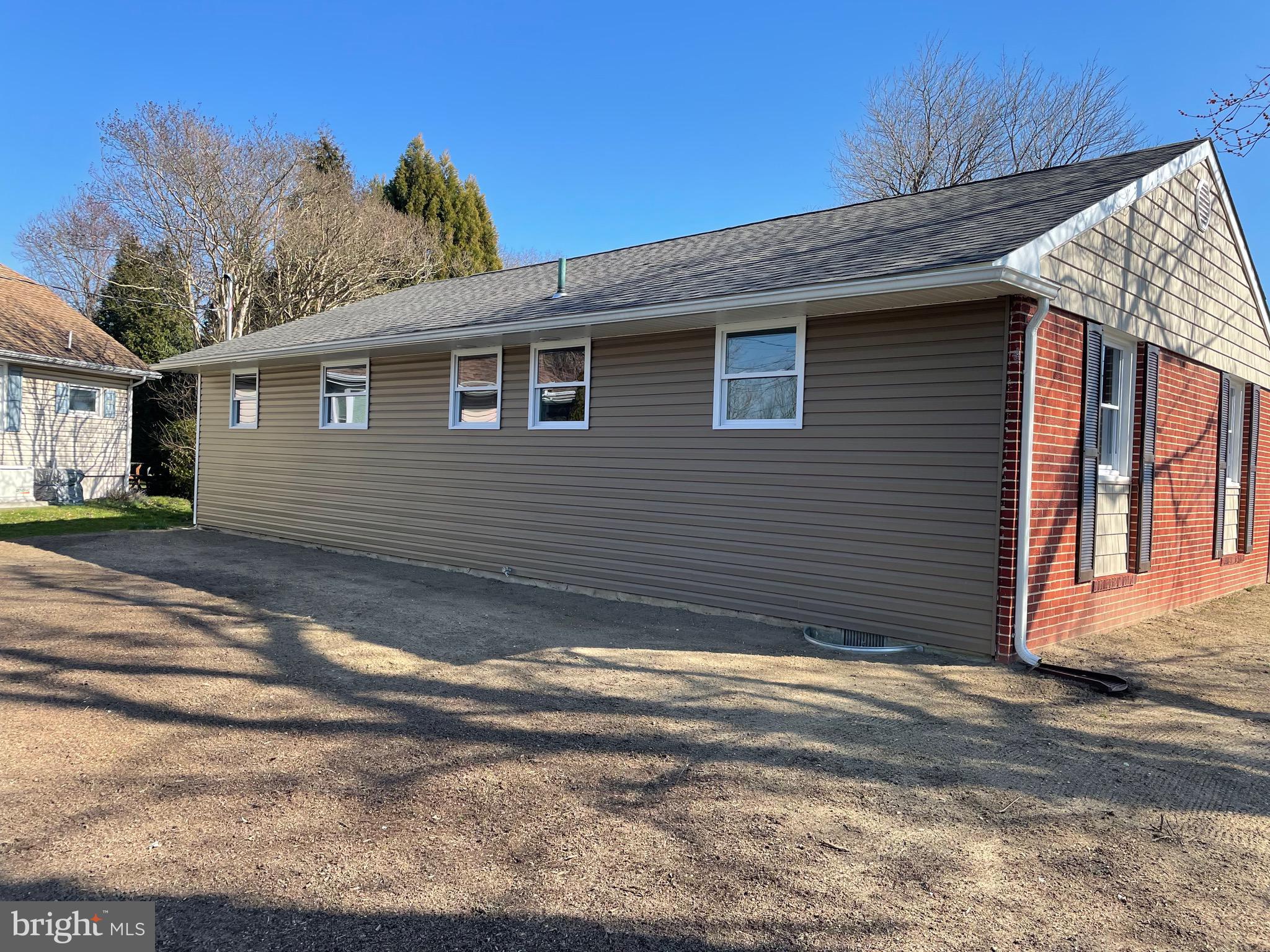 2 Fort Donelson Road Pennsville, NJ 08070 - Photo 5 of 30 Gallery Image 5