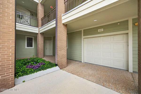 $600,000 | 645 Village Park Drive, Unit B102, Wilmington, NC 28405