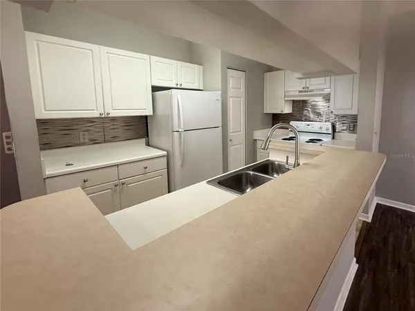 $1,695 | Undisclosed Address, Sanford, FL 32771