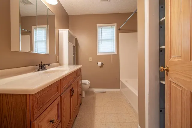 $214,900 | 30422 North Spruce Drive, Breezy Point, MN 56472