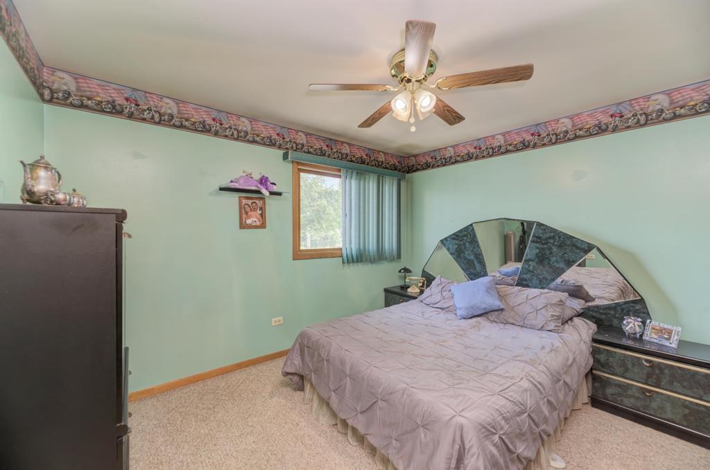 768 George Street Bensenville, IL 60106 - Photo 21 of 37