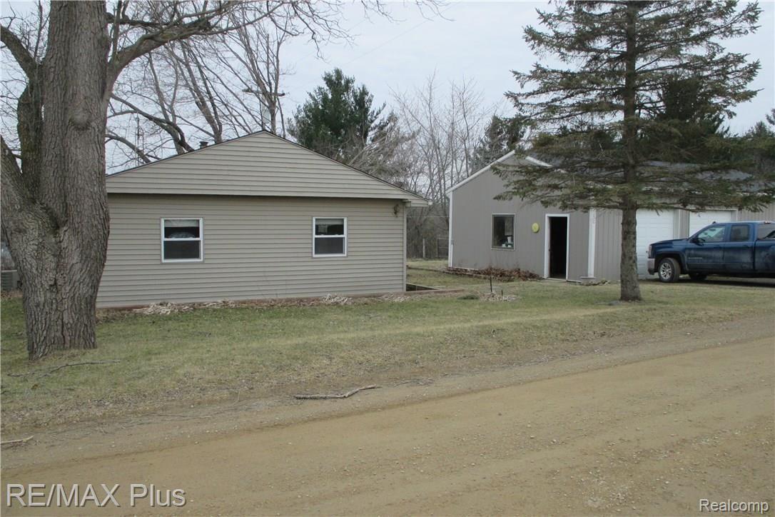 5250 Martus Road North Branch, MI 48461 - Photo 32 of 38 5250 Martus - 33.JPG