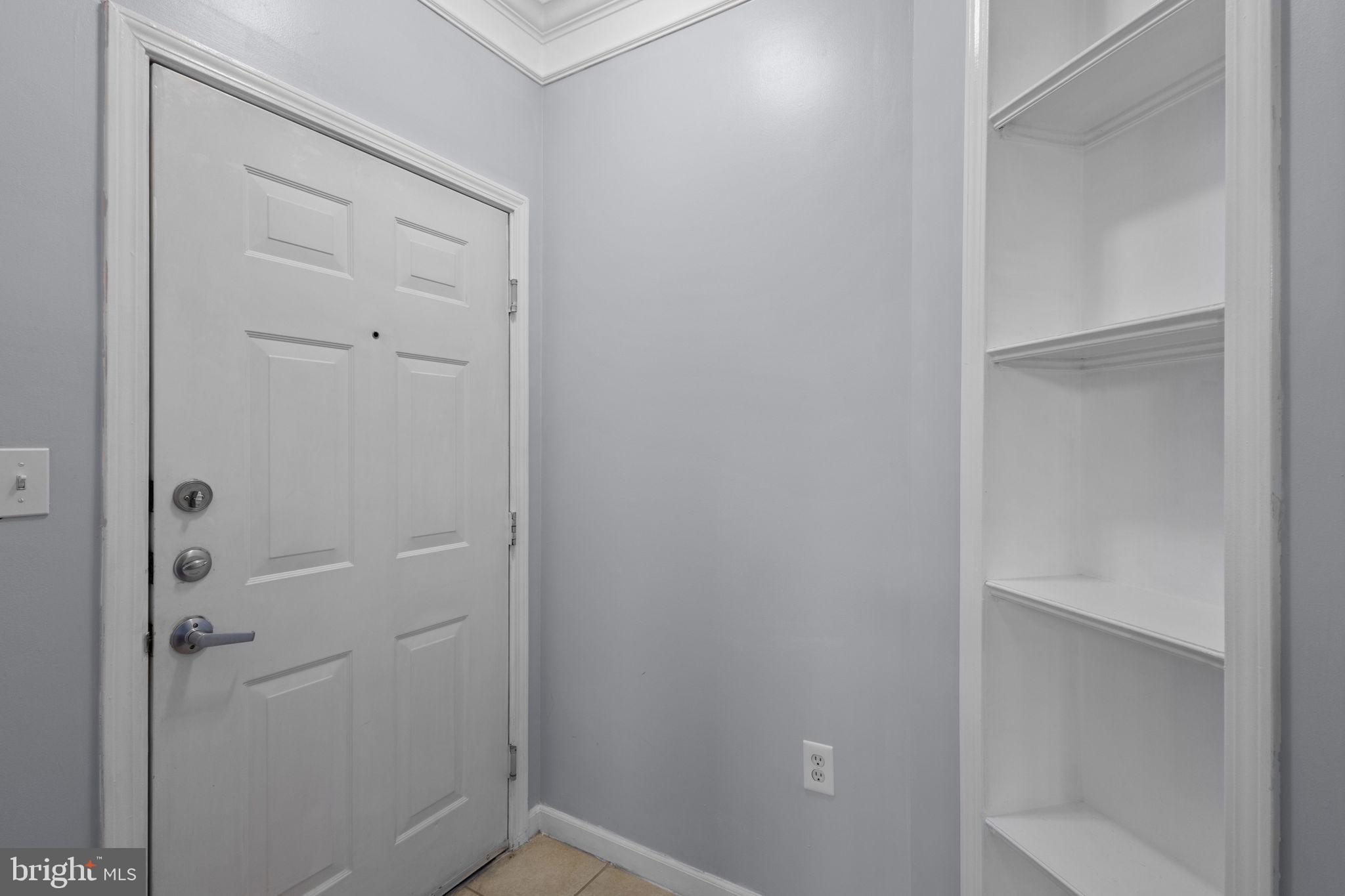 508 Sunset View Terrace Southeast, Unit 302 Leesburg, VA 20175 - Photo 21 of 30