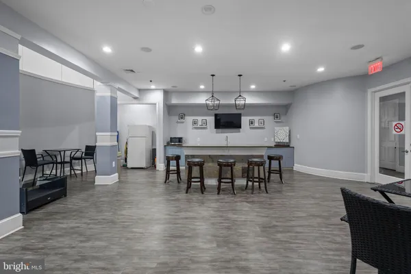 $2,000 | 508 Sunset View Terrace Southeast, Unit 302, Leesburg, VA 20175