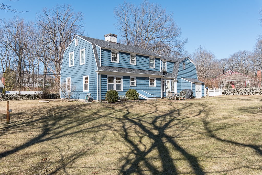 18 Angell Road Lincoln, RI 02865 - Photo 10 of 37 Gallery Image 10