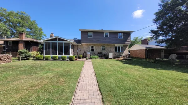 $299,900 | 1324 Cardinal Drive, Mount Vernon, IN 47620