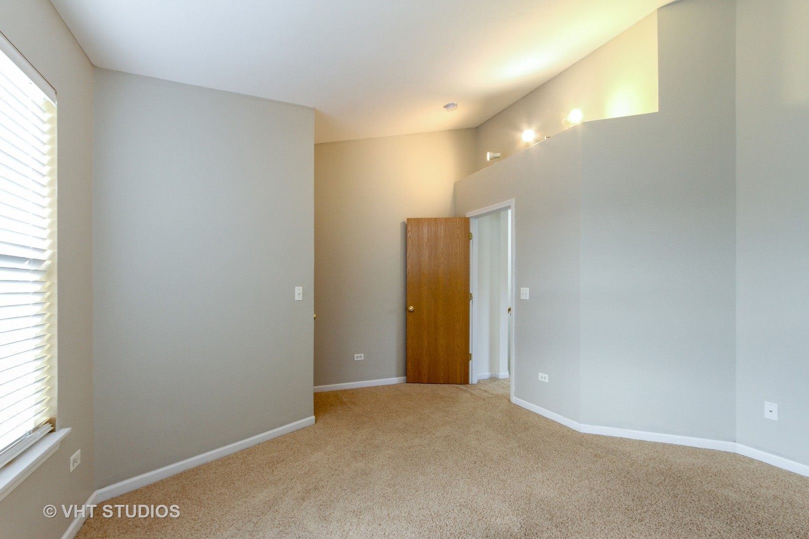 34379 North Barberry Road Round Lake, IL 60073 - Photo 7 of 10 a view of an empty room