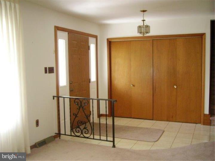 545 East Springfield Road Springfield, PA 19064 - Photo 2 of 21