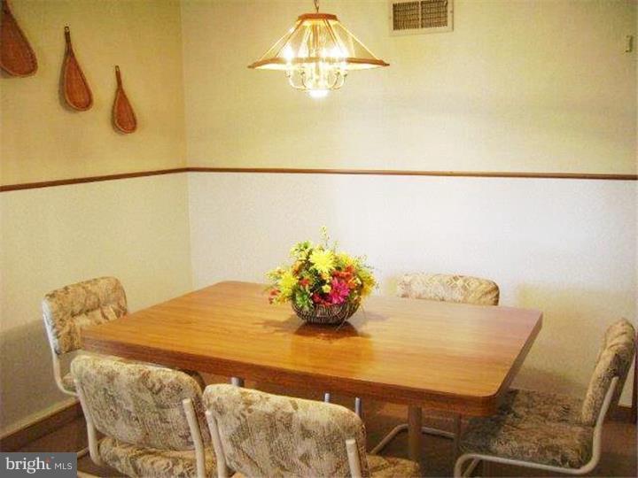 545 East Springfield Road Springfield, PA 19064 - Photo 4 of 21