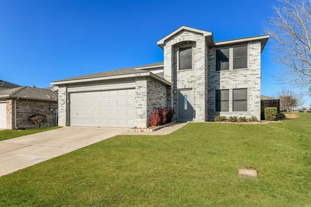$2,085 | 5600 Ainsdale Drive, Fort Worth, TX 76135