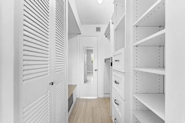 $2,400 | 2004 South Federal Highway, Unit D403, Boynton Beach, FL 33435