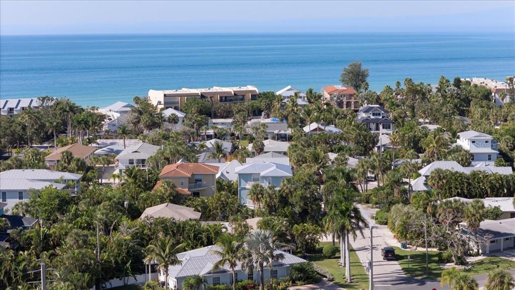 201 57th Street Holmes Beach, FL 34217 - Photo 44 of 48