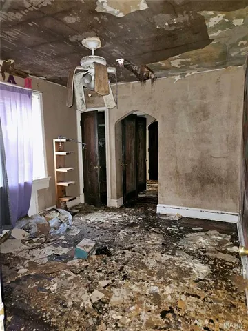 $19,000 | 4624 Shirley Place, St. Louis, MO 63115