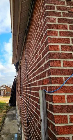 $19,000 | 4624 Shirley Place, St. Louis, MO 63115