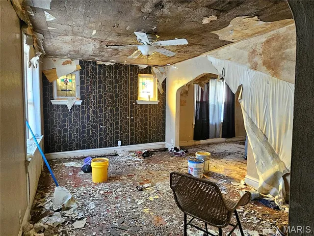 $19,000 | 4624 Shirley Place, St. Louis, MO 63115