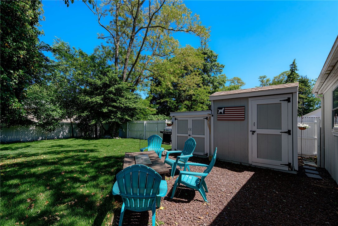 390 Nausauket Road Warwick, RI 02886 - Photo 21 of 24