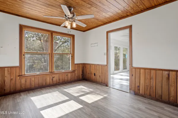 $369,000 | 1921 Kingslea Drive, Gautier, MS 39553