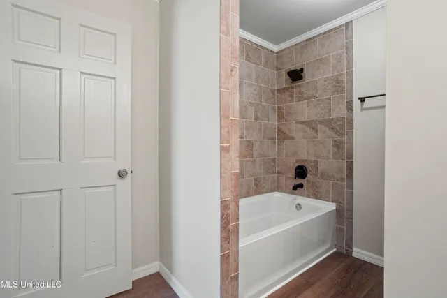 $389,000 | 1921 Kingslea Drive, Gautier, MS 39553