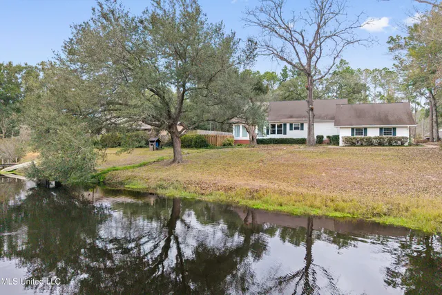 $389,000 | 1921 Kingslea Drive, Gautier, MS 39553