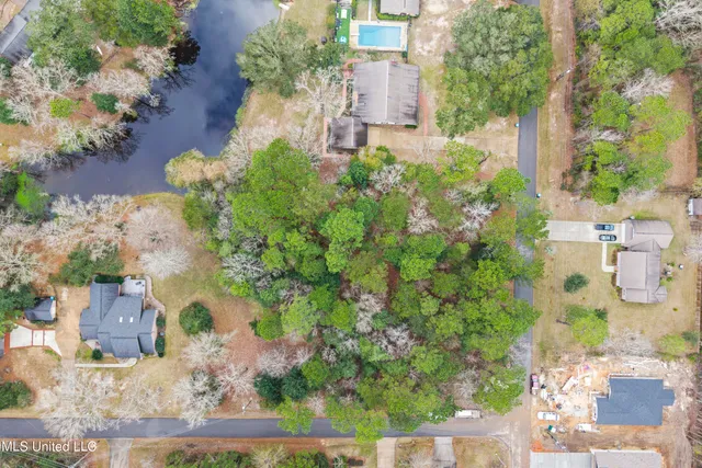 $389,000 | 1921 Kingslea Drive, Gautier, MS 39553