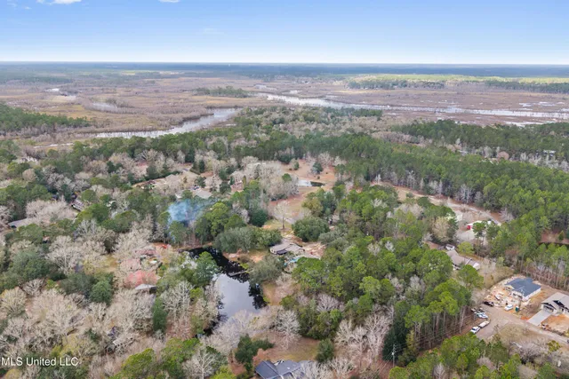 $389,000 | 1921 Kingslea Drive, Gautier, MS 39553