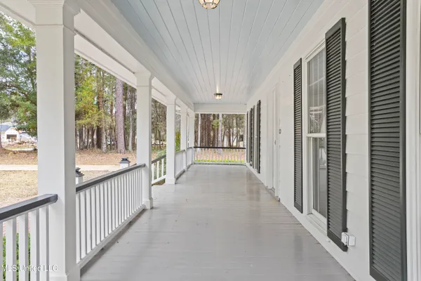 $369,000 | 1921 Kingslea Drive, Gautier, MS 39553