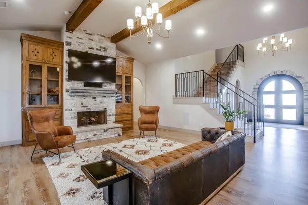 $620,000 | 7601 53rd Street, Lubbock, TX 79407