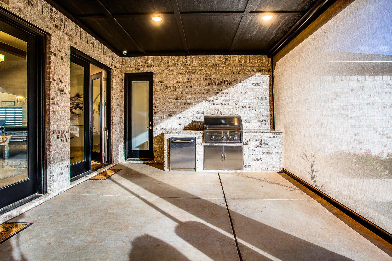 7601 53rd Street Lubbock, TX 79407 - Photo 32 of 33 a view of a living room with a large window