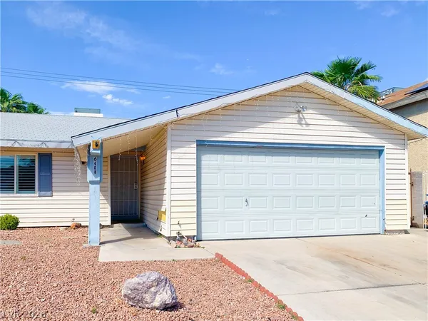 $2,195 | 6408 Meadowlark Lane, Las Vegas, NV 89103
