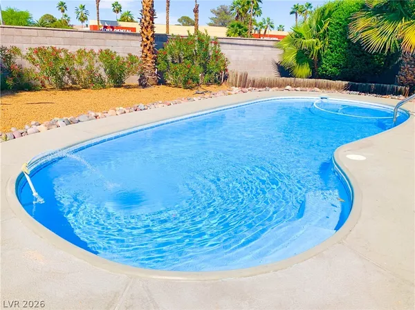 $2,195 | 6408 Meadowlark Lane, Las Vegas, NV 89103