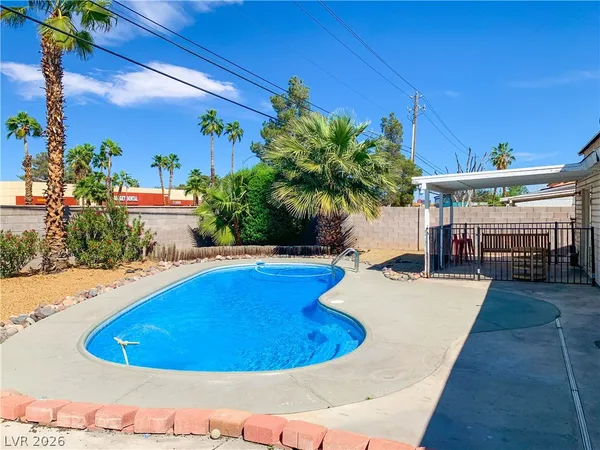 $2,195 | 6408 Meadowlark Lane, Las Vegas, NV 89103