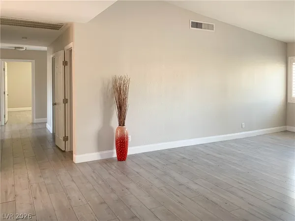 $2,195 | 6408 Meadowlark Lane, Las Vegas, NV 89103