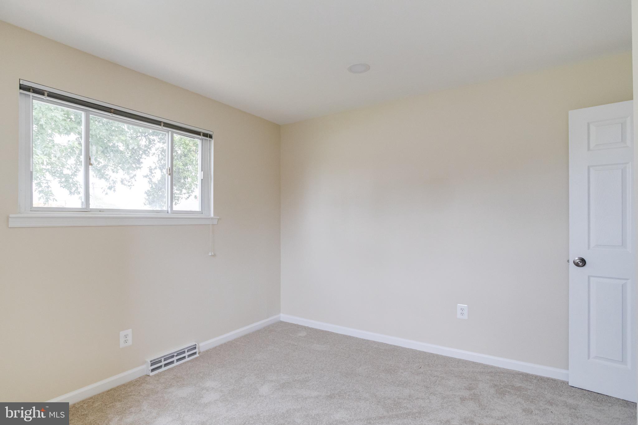 2372 Hamiltowne Circle Rosedale, MD 21237 - Photo 20 of 28 Gallery Image 20