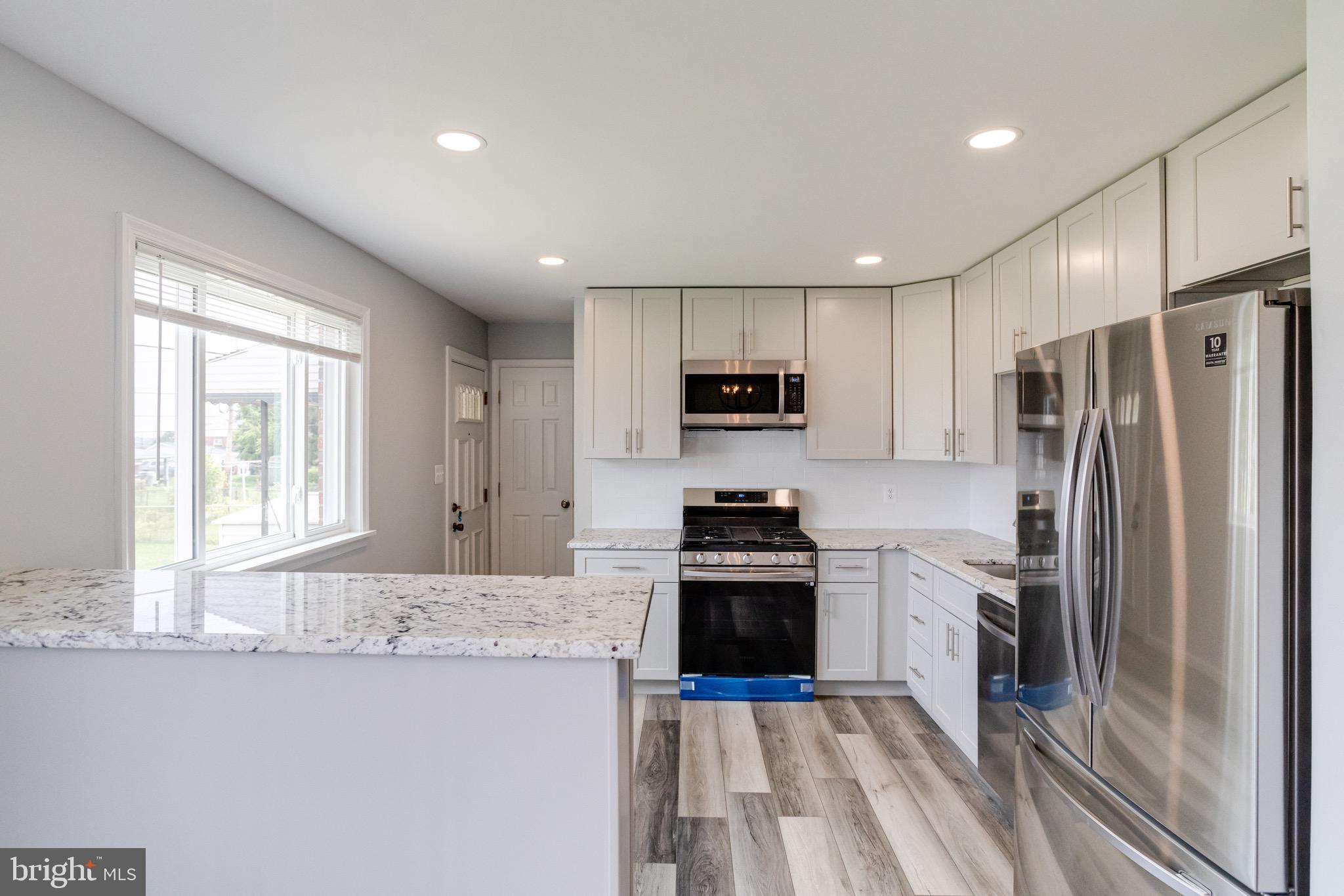 2372 Hamiltowne Circle Rosedale, MD 21237 - Photo 8 of 28 Gallery Image 8