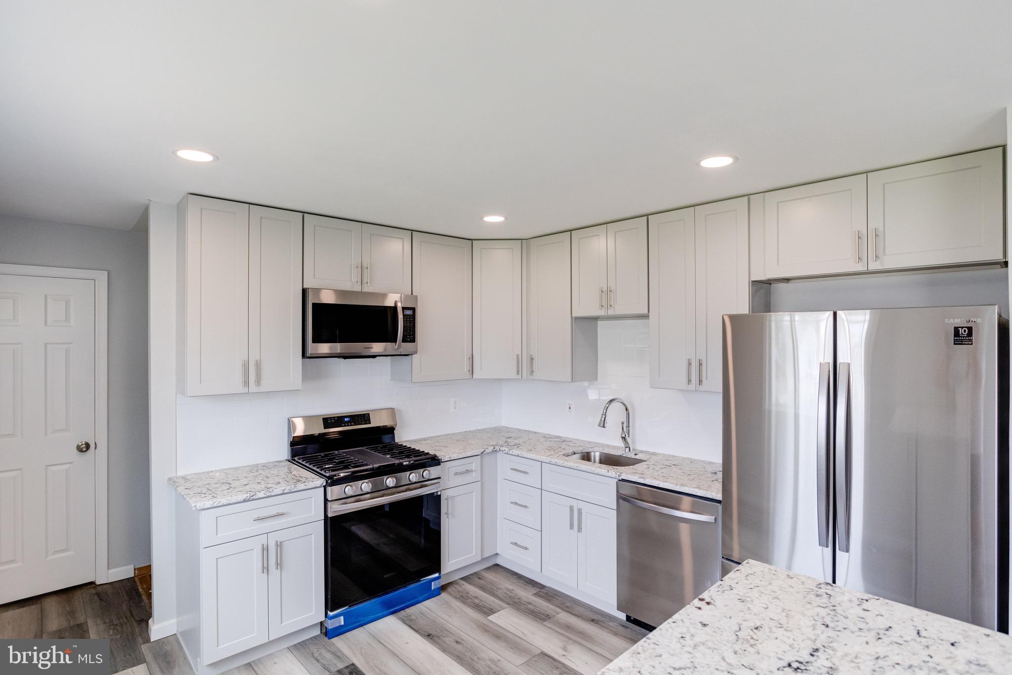 2372 Hamiltowne Circle Rosedale, MD 21237 - Photo 9 of 28 Gallery Image 9