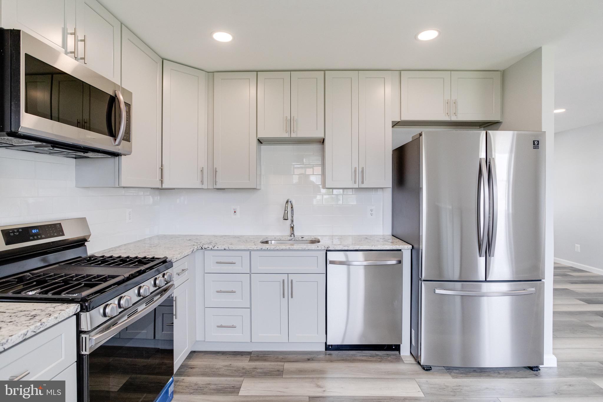 2372 Hamiltowne Circle Rosedale, MD 21237 - Photo 10 of 28 Gallery Image 10