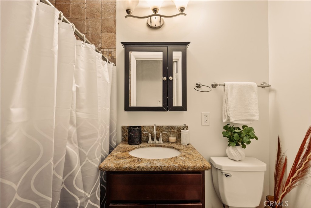 7314 Summitrose Street Tujunga, CA 91042 - Photo 11 of 19