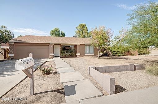 4212 East Hearn Road Phoenix, AZ 85032 - Photo 1 of 15 Front