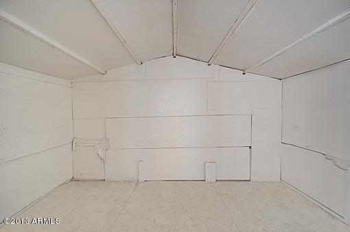4212 East Hearn Road Phoenix, AZ 85032 - Photo 14 of 15 4212 Hearn RESHOOT_2568SideShed